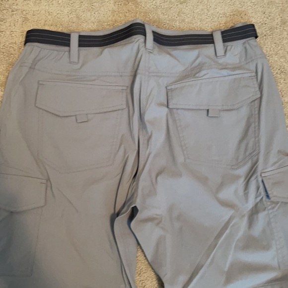 LL Bean size L, Convertible pants - Picture 4 of 4